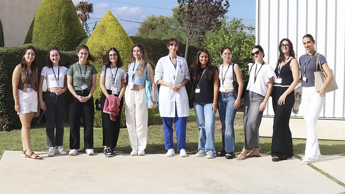 Instituto Bernabeu participates in the Alicante’s Pharmacy Students 20th Congress