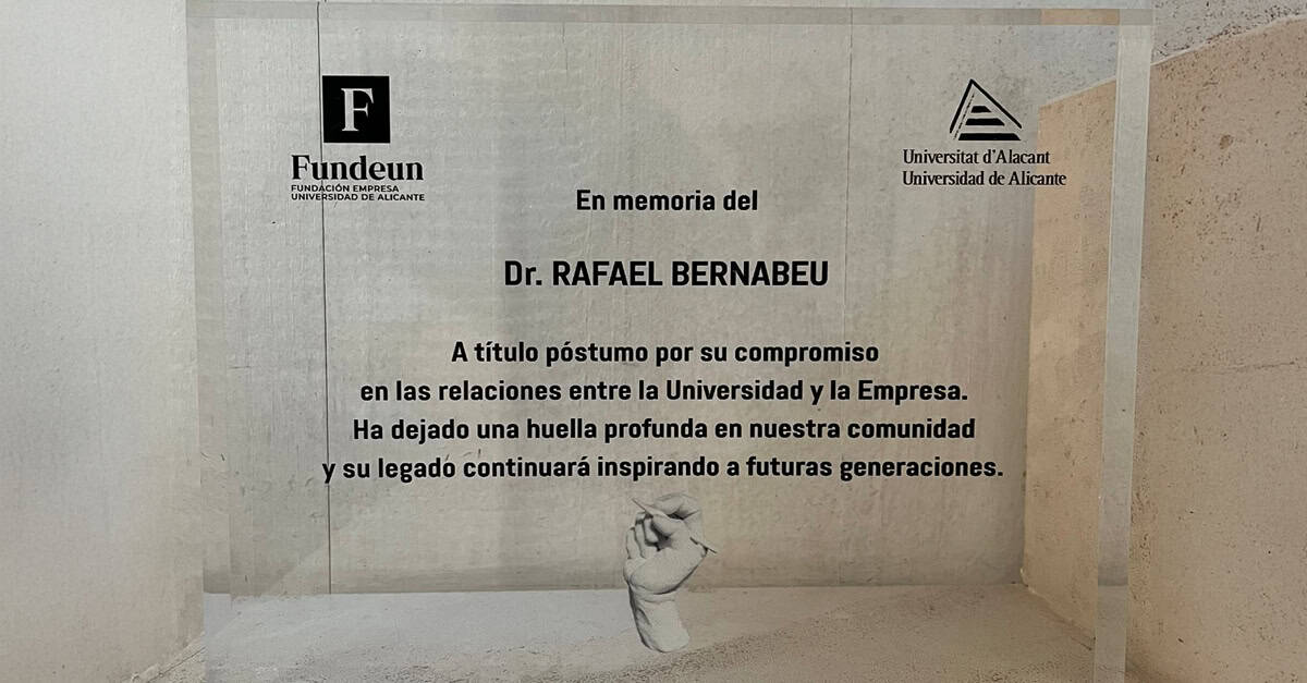 Homenaje de la Universidad de Alicante y FUNDEUN al Dr. Rafael Bernabeu